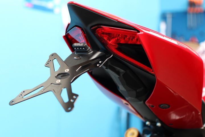 Evotech Kennzeichenhalter Ducati 1199 Panigale Alu CNC Limited Edition